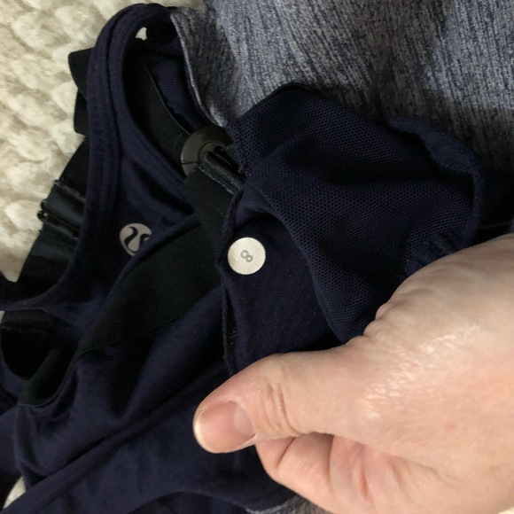 Lululemon Racerback tank. Sz 8 - Picture 3 of 5
